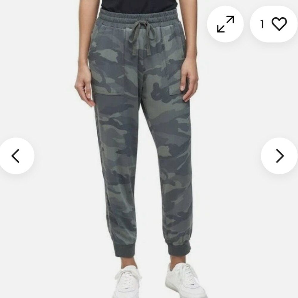 Splendid Camo Print Relaxed Fit Active Pants Woven Casual Joggers Size Medium